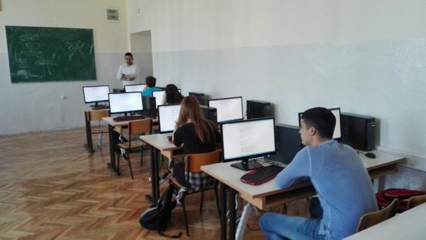  Podgorica:U gimnaziji prvo elektronsko testiranje 