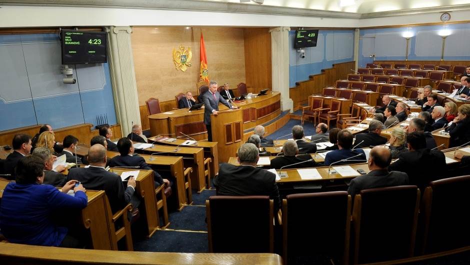  Završena rasprava o Vladi, sjutra o Krivokapiću 