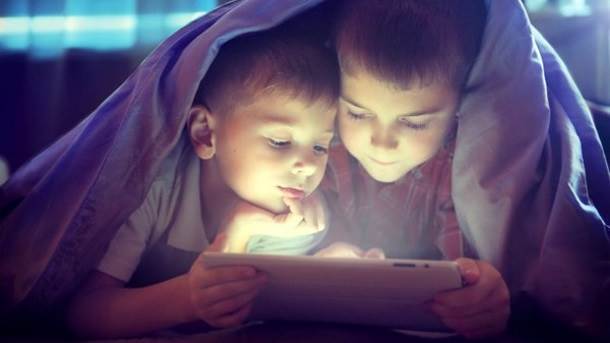  Decu privlače sajtovi o duvanu i drogi, igre i čet 