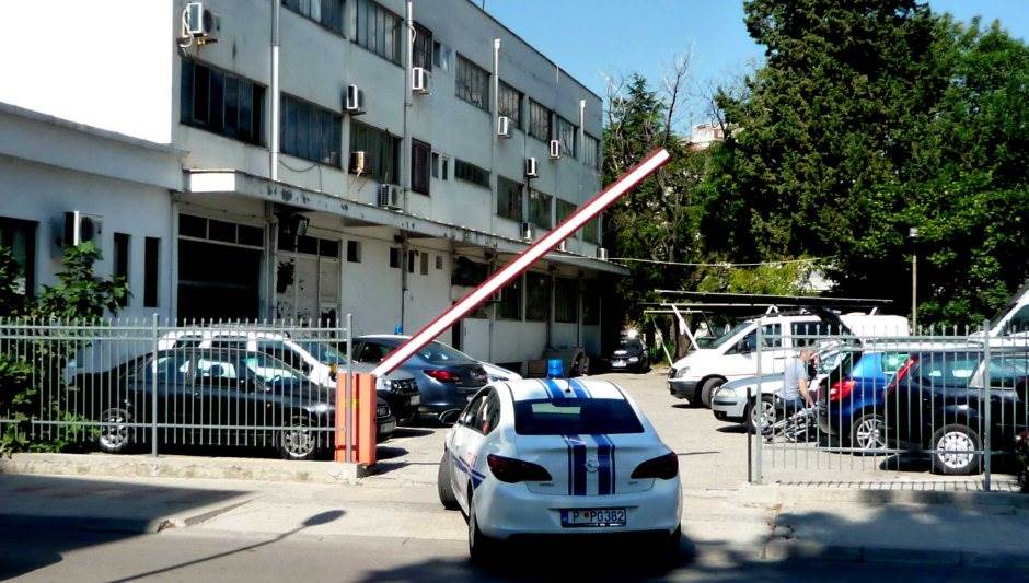 Bar: Zbog oružja uhapšeni srpski državljani 