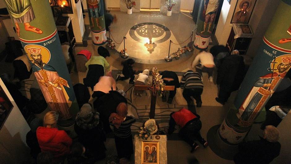  Čudo na Svetog Iliju: Proplakale ikone u manastiru 