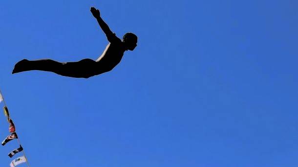  TRAGEDIJA: Skočio sa mosta u Drinu i nestao VIDEO 