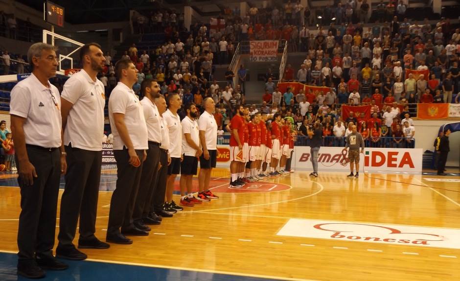  Crna Gora prvo na Španiju na Eurobasketu! 