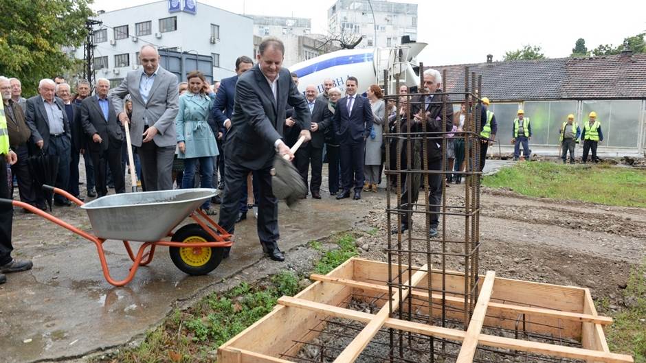  Položen kamen temeljac za Gradsko pozorište 