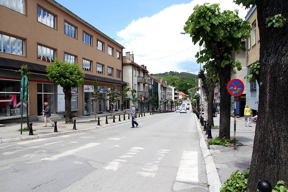  Napadi na medicinsko osoblje Kovid odjeljenja u Pljevljima 