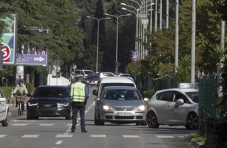  Lažni policajac varao turiste u Budvi 
