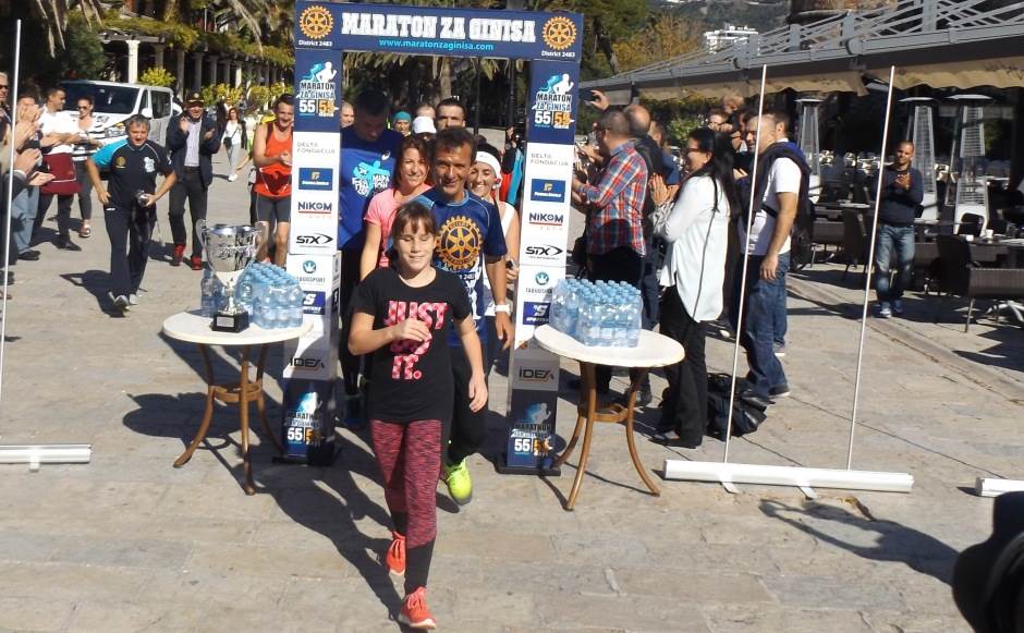  OBOREN GINISOV REKORD: Supermaratonac u Budvi dovršio 55. maraton u 55. dana! 