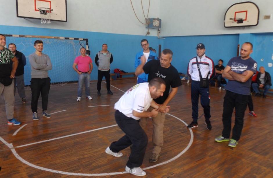  Čuveni trener izraelskih specijalaca održao kurs u Baru 