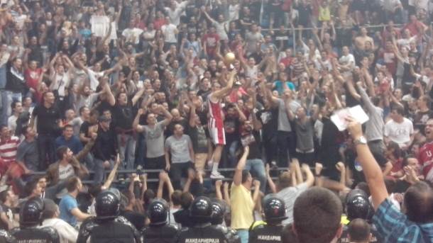  KOŠARKA: Partizan bez pehara - otele ga Delije! 