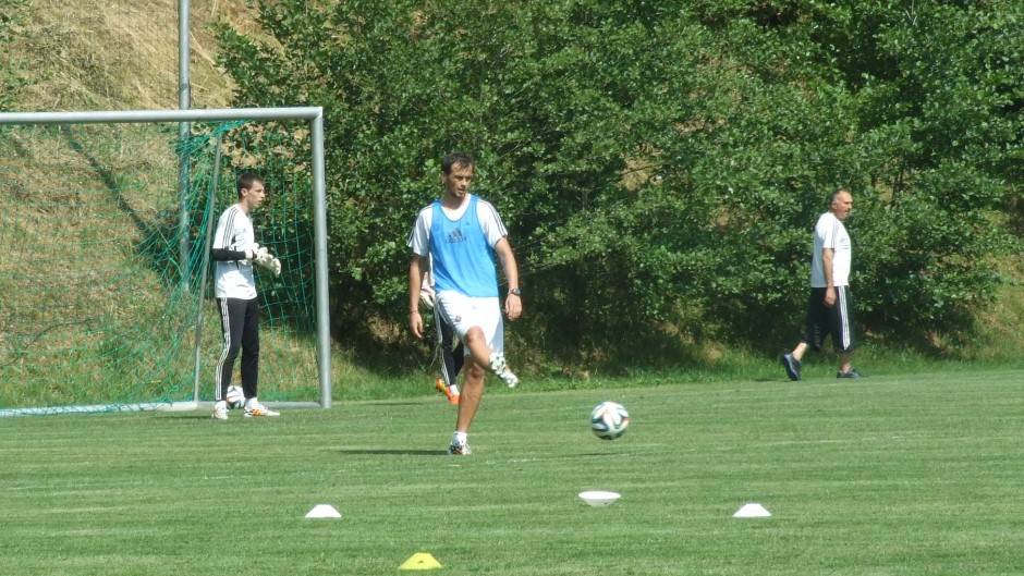   Lazovića zove Fejenord, Partizan nemoćan 