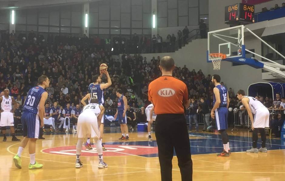  Partizan potopljen u punoj Morači! (FOTO) 