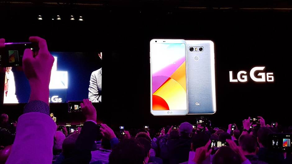  LG G6: Najveći ekran koji staje u ruku (FOTO) 