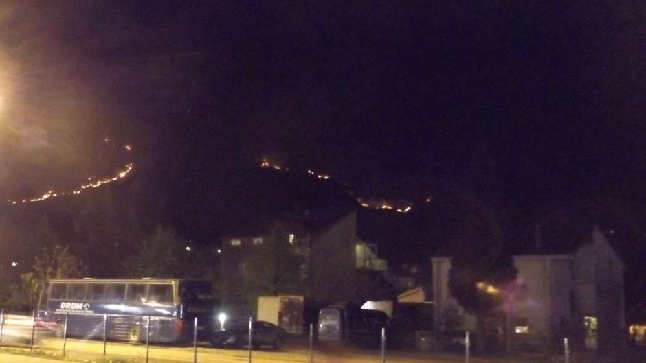  Veliki požar na brdu Sjenica! (FOTO) 