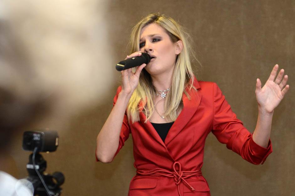  Ko je dečko Nevene Božović? 