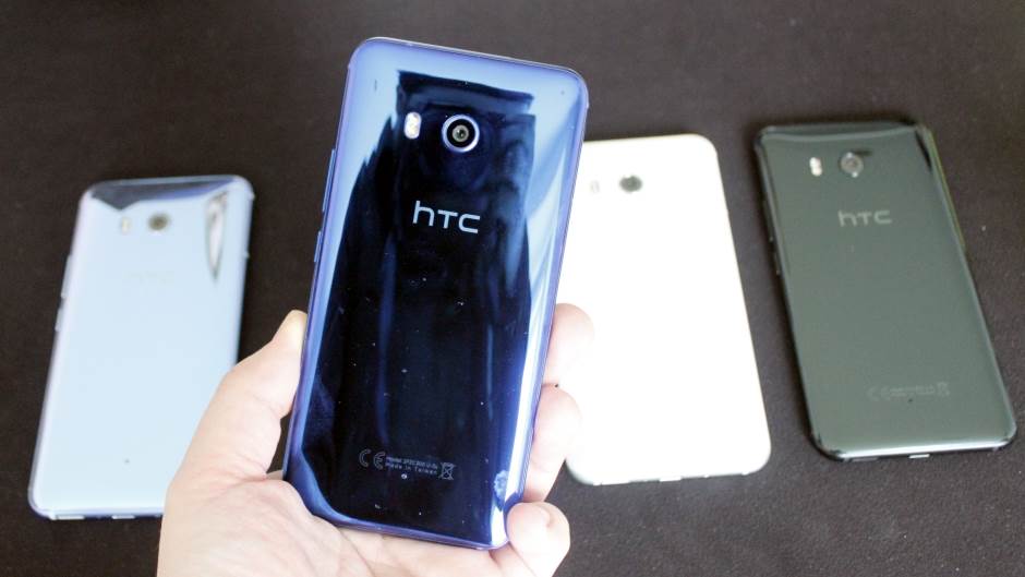  HTC U11: Jedini telefon s kojim u kutiji stiže SVE 
