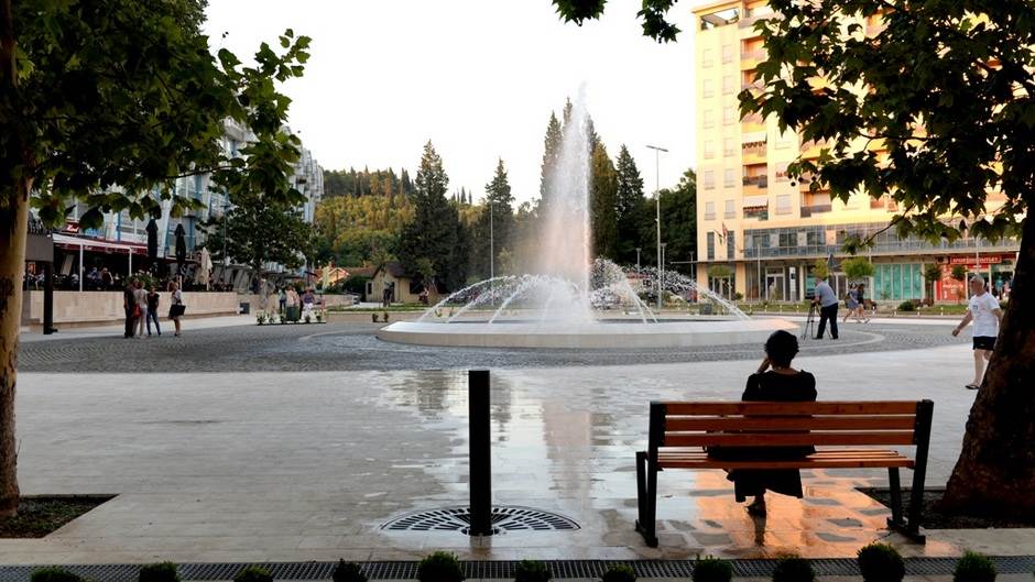  Svečano otvoren Trg Argentina u Podgorici (FOTO) 