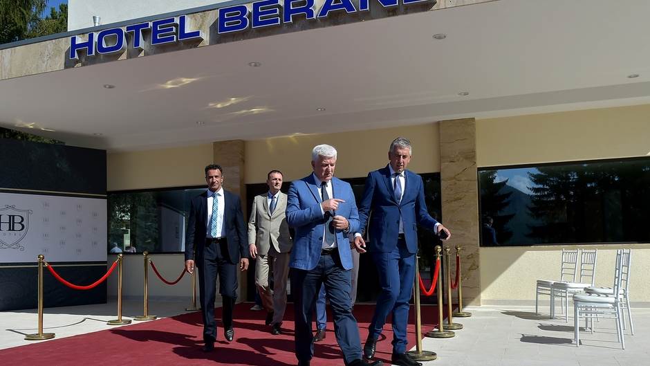  Marković otvorio obnovljeni hotel "Berane" FOTO 