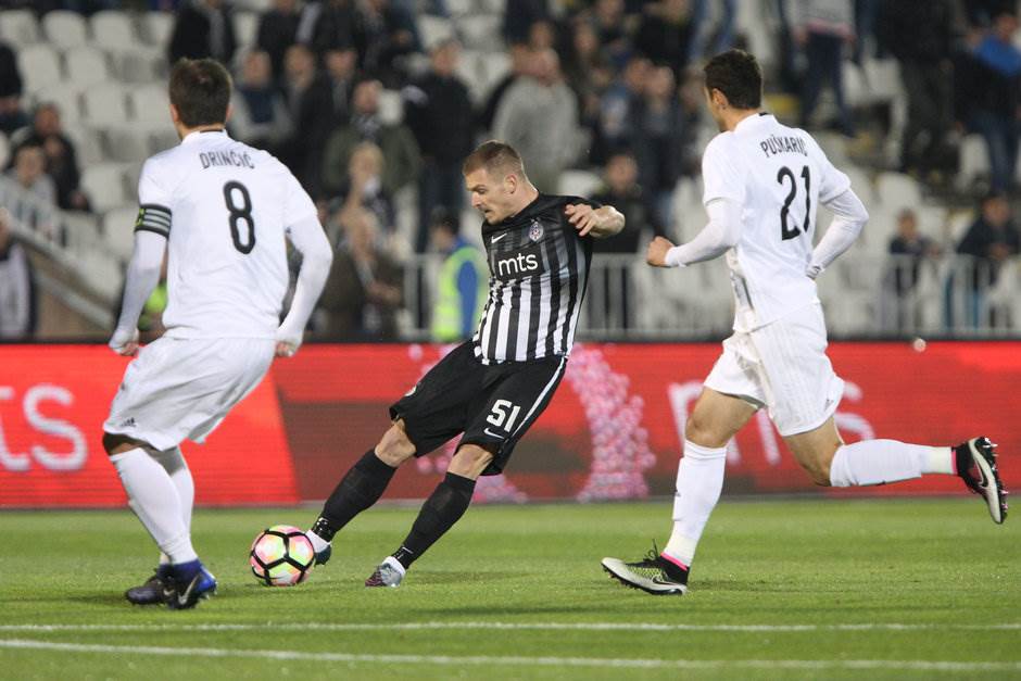  Malokrvni Partizan nije iskoristio kiks Zvezde! 