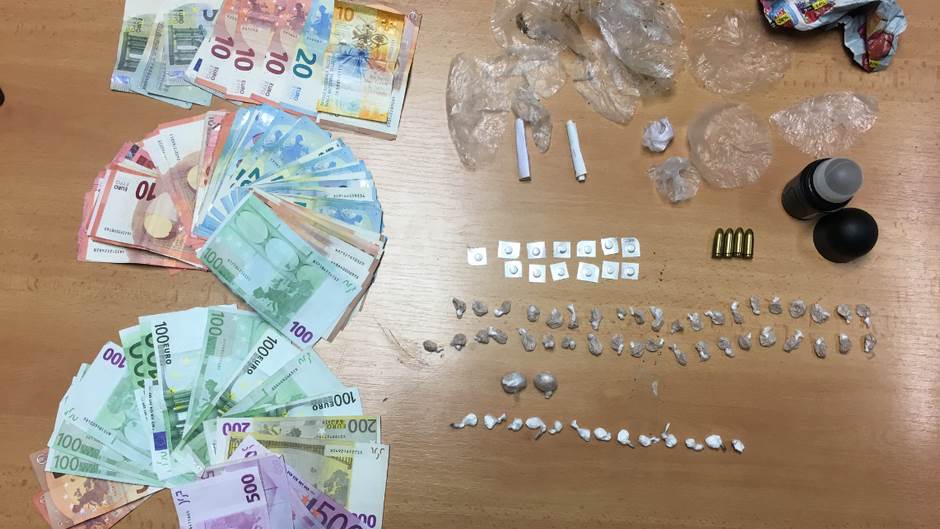  Uhapšen Baranin, oduzeta droga, municija i novac 