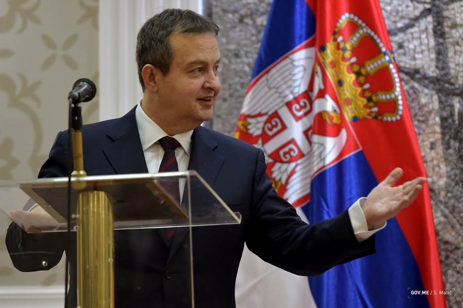  Dačić "primiruje" Srbe u Crnoj Gori u vezi s NATO 