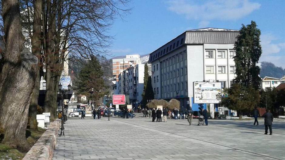 Odgođena sjednica SO Bijelo Polje, BS i opozicija nisu došli Info Odgođena sjednica SO Bijelo Polje, BS i opozicija nisu došli Info