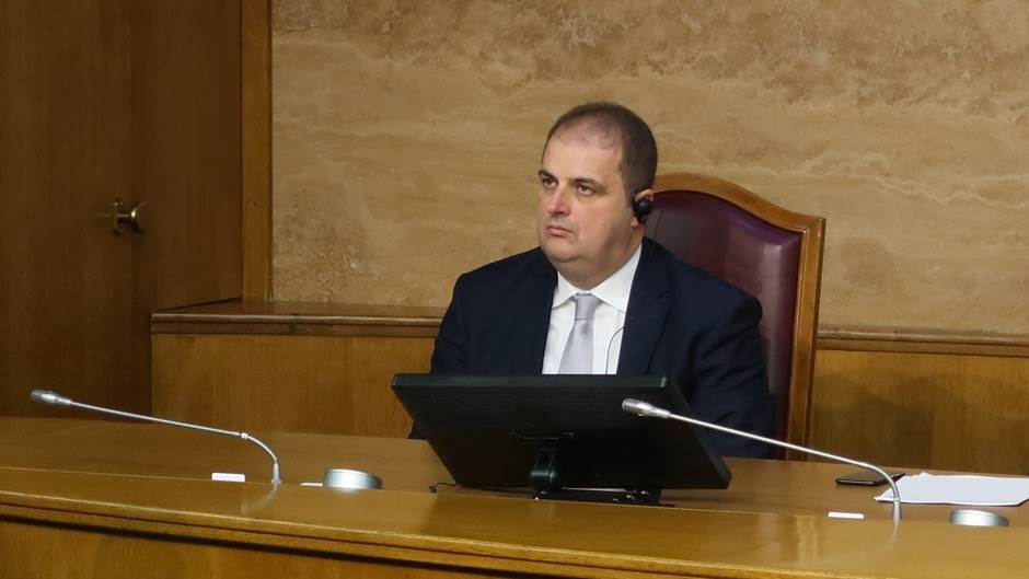 Genci Nimanbegu tvrdi da Abazović obmanjuje građane 