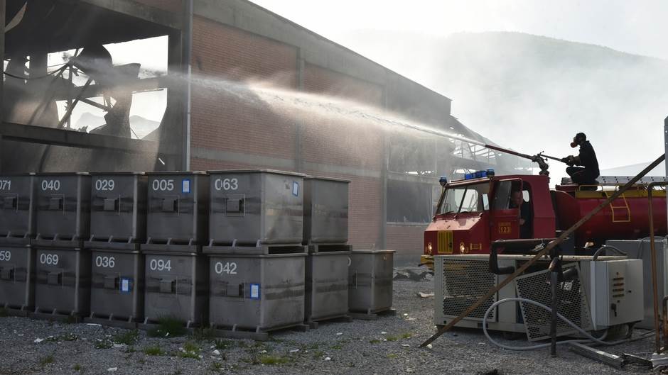  Izgorela fabrika Mesopromet u Bijelom Polju VIDEO 