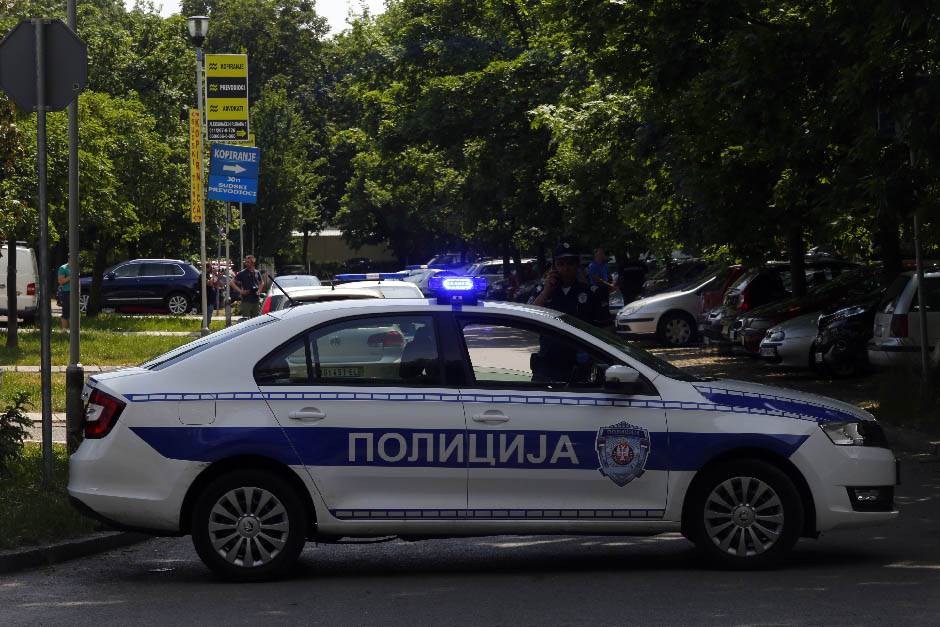  Drama u Šapcu: Došao po dozvolu, pa pretio bombom 