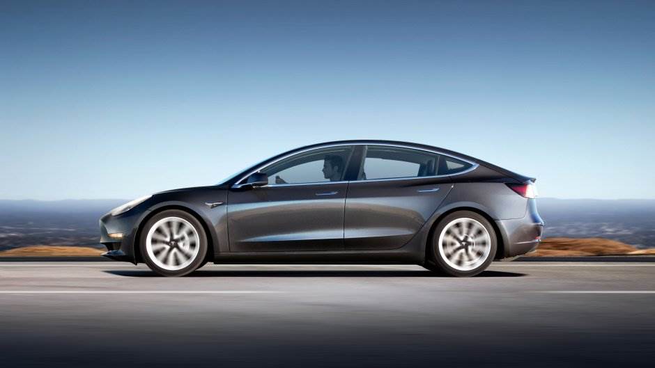  "Tesla model 3" ima ozbiljne mane 