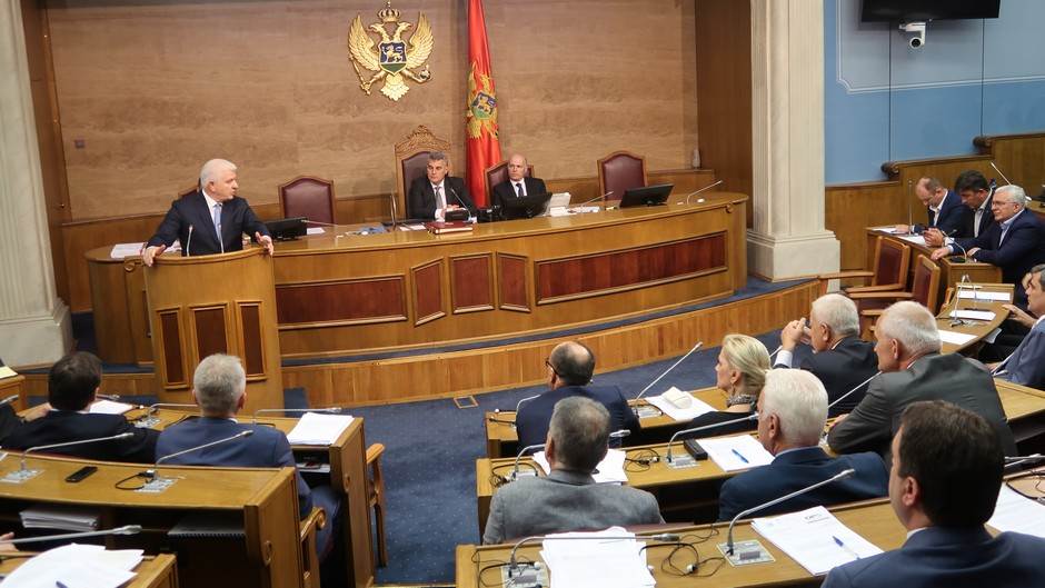  Premijer Duško Marković sjutra će odgovarati u parlamentu na pitanja predstavnika 
