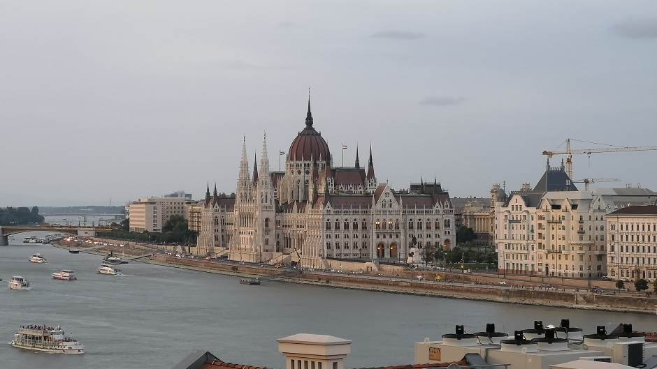  "NEKA GLEDAJU SVOJA POSLA": Mađarska opozvala ambasadore iz pet zemalja 