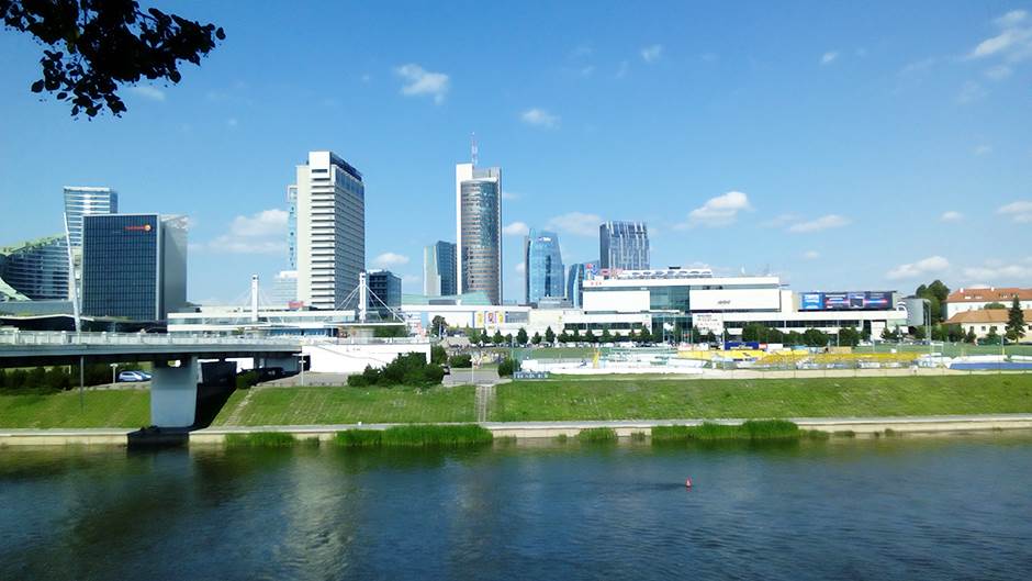  Litvanija zatvorila granicu i obustavila letove zbog neidentifikovanih objekata iznad teritorije 