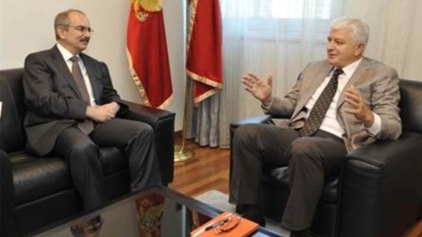  Turski ambasador: NATO donosi mir 