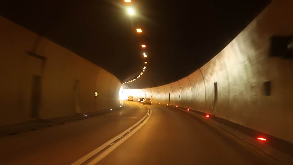  obustava saobracaja u tunelu vrmac 