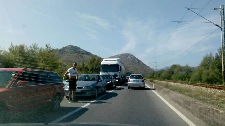  Sudar troje vozila u Vranjini (FOTO) 