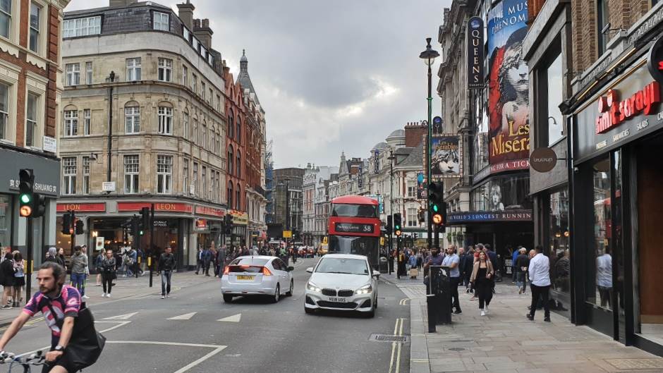  Dzeremi Klarkson tirada biciklisti losi po zivotnu sredinu London 