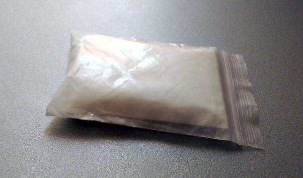  U Tivtu pronađeno preko 74 grama heroina, uhapšena jedna osoba 
