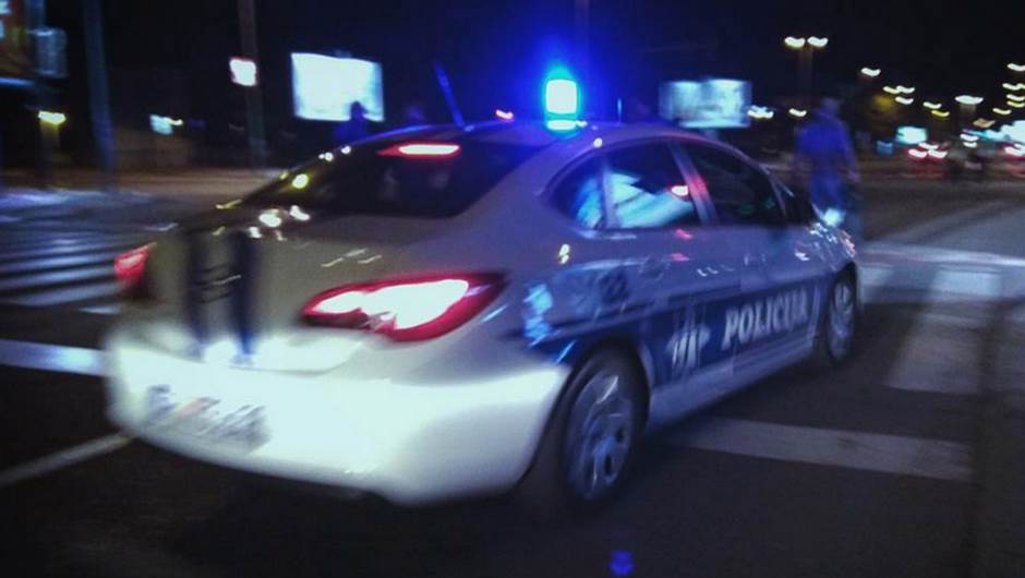  Uprava policije saopštila je da su u Podgorici rasvijetljene tri krađe automobila 