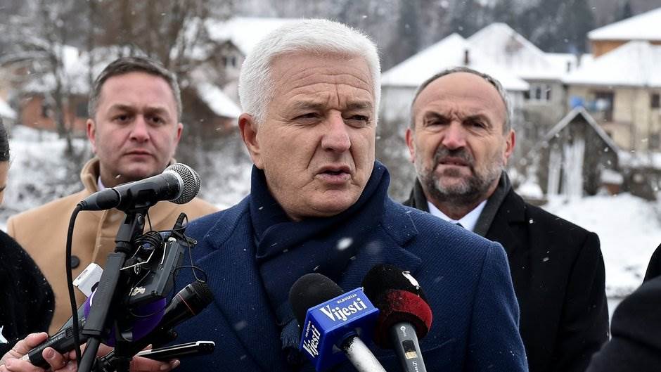  Premijer Marković u Bijelom Polju: Ovo će biti godina rasta plata i životnog standarda građana 