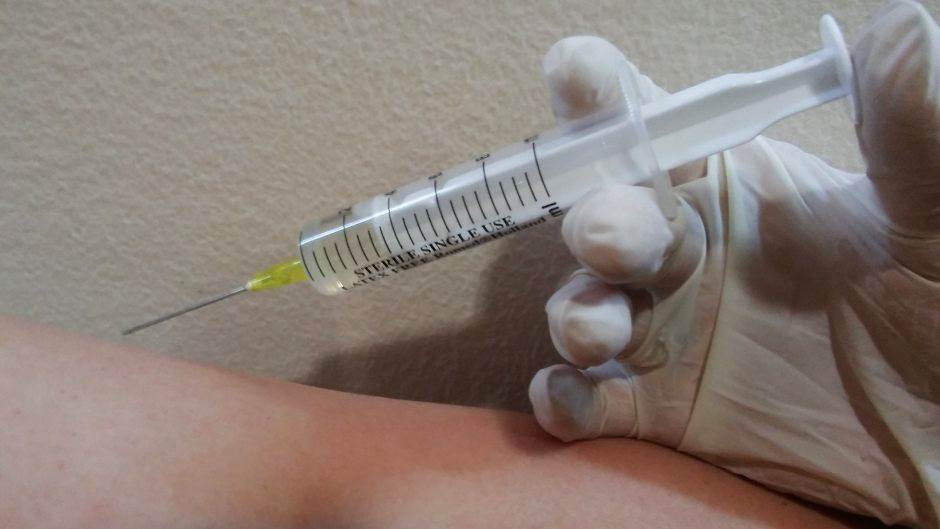  SZO: Mitovi o vakcinaciji dolivaju ulje na vatru, trebaju nam vakcine 