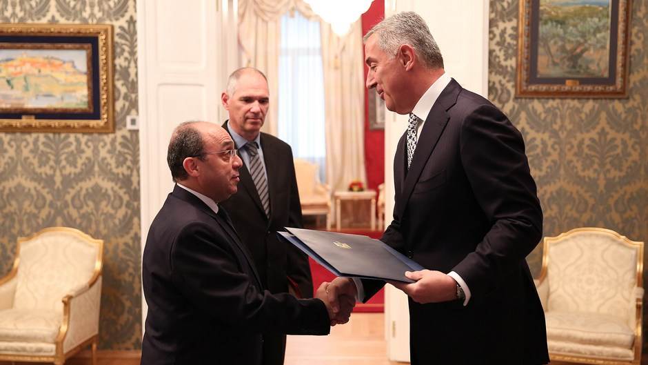  Predsjednik Đukanović primio novoimenovane ambasadore 