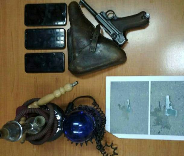  Policija u Beranama kod bezbjednosno interesantnih lica pronašla pištolj, municiju i opojne droge 