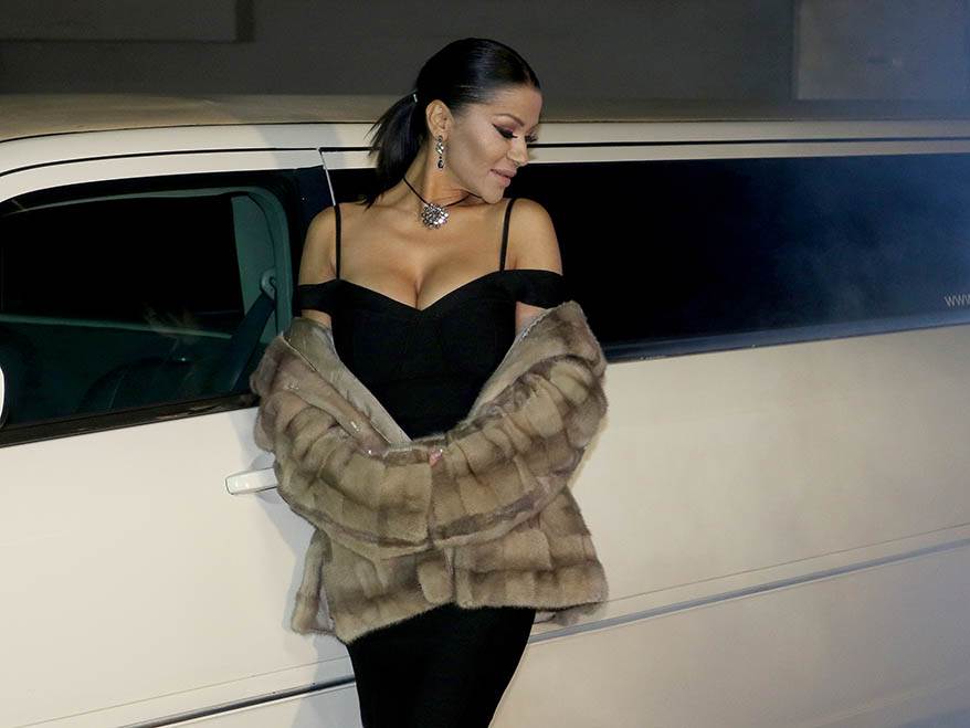  Pevačici je dosta loših veza 