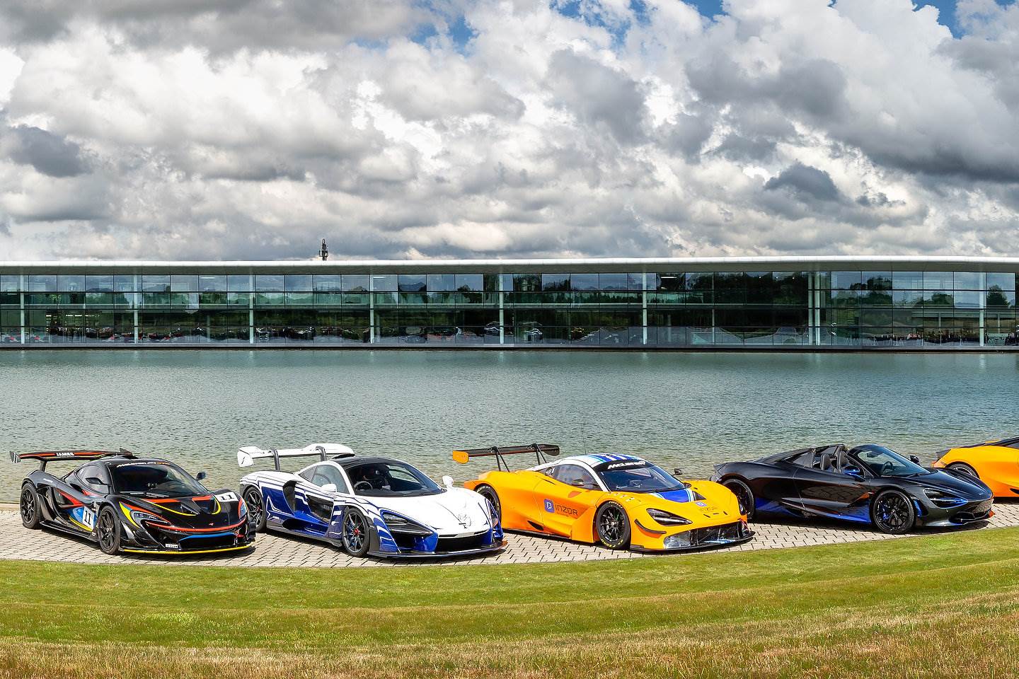  McLaren automobili svi na jednoj fotografiji 