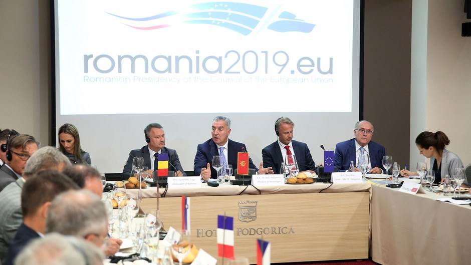  Đukanović bio je gost na radnom ručku sa ambasadorima zemalja članica EU 