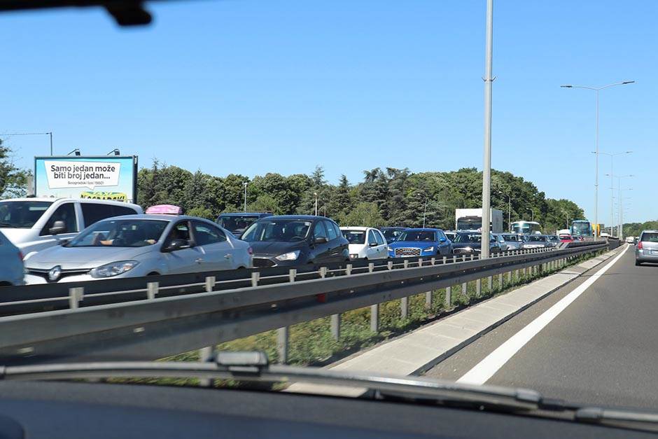  Sudar autoput Francuska saveti za bezbednu voznju 