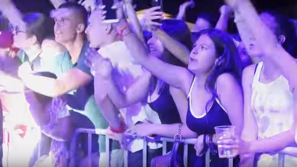  Poslednja noc CITY GROOVE Festivala rasta imao incident sa publikom video 