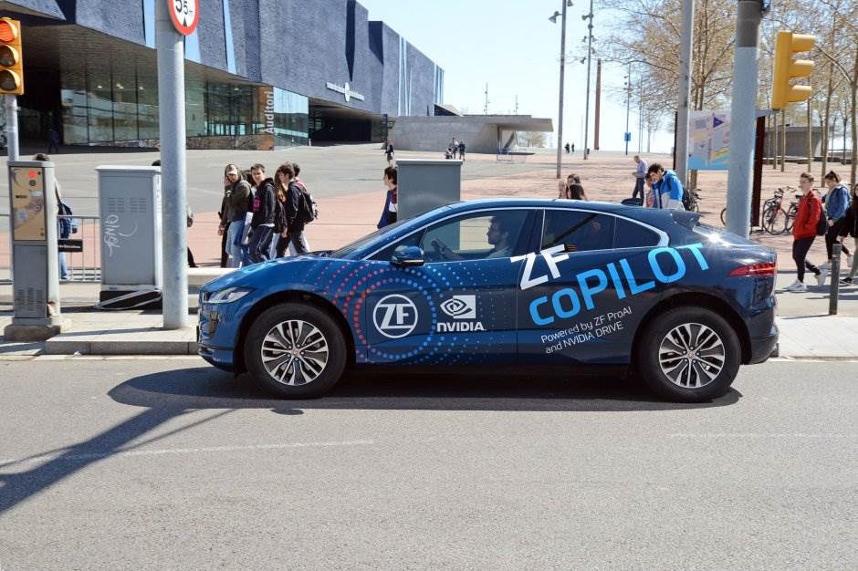  ZF-coPILOT-autonomna-voznja-u-automobilima-2021 