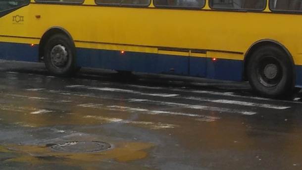  Nesreca-na-Novom-Beogradu-Autobus-pregazio-zenu-otkinuo-joj-ruku-i-nogu 