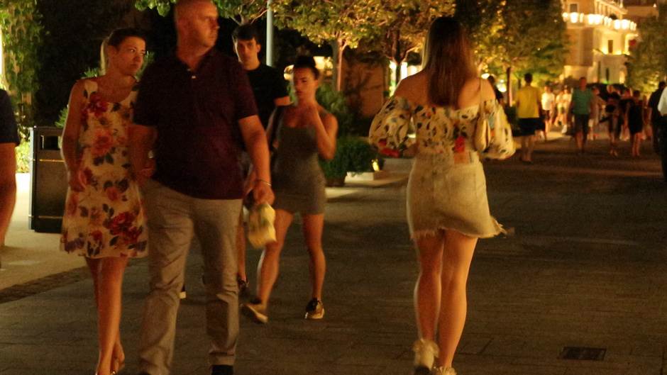  Noćni život u Porto Montenegru kako izgleda provod u Tivtu VIDEO 